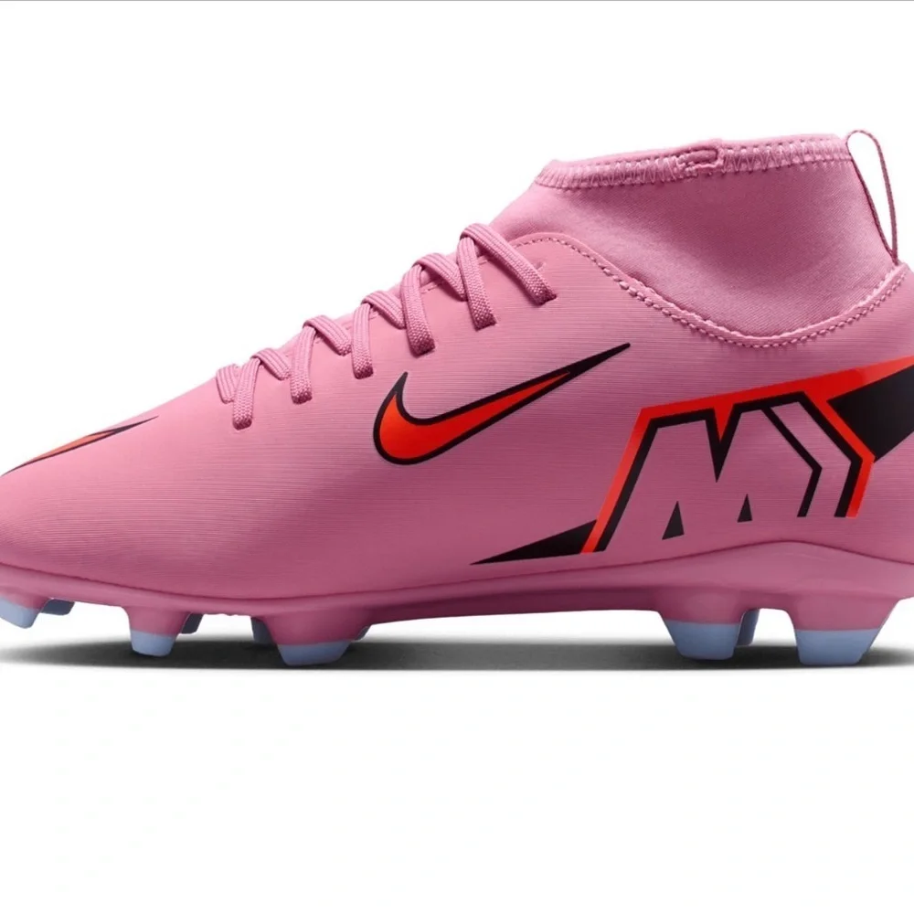 Nike Mercurial Superfly Soccer Cleats size 5Y